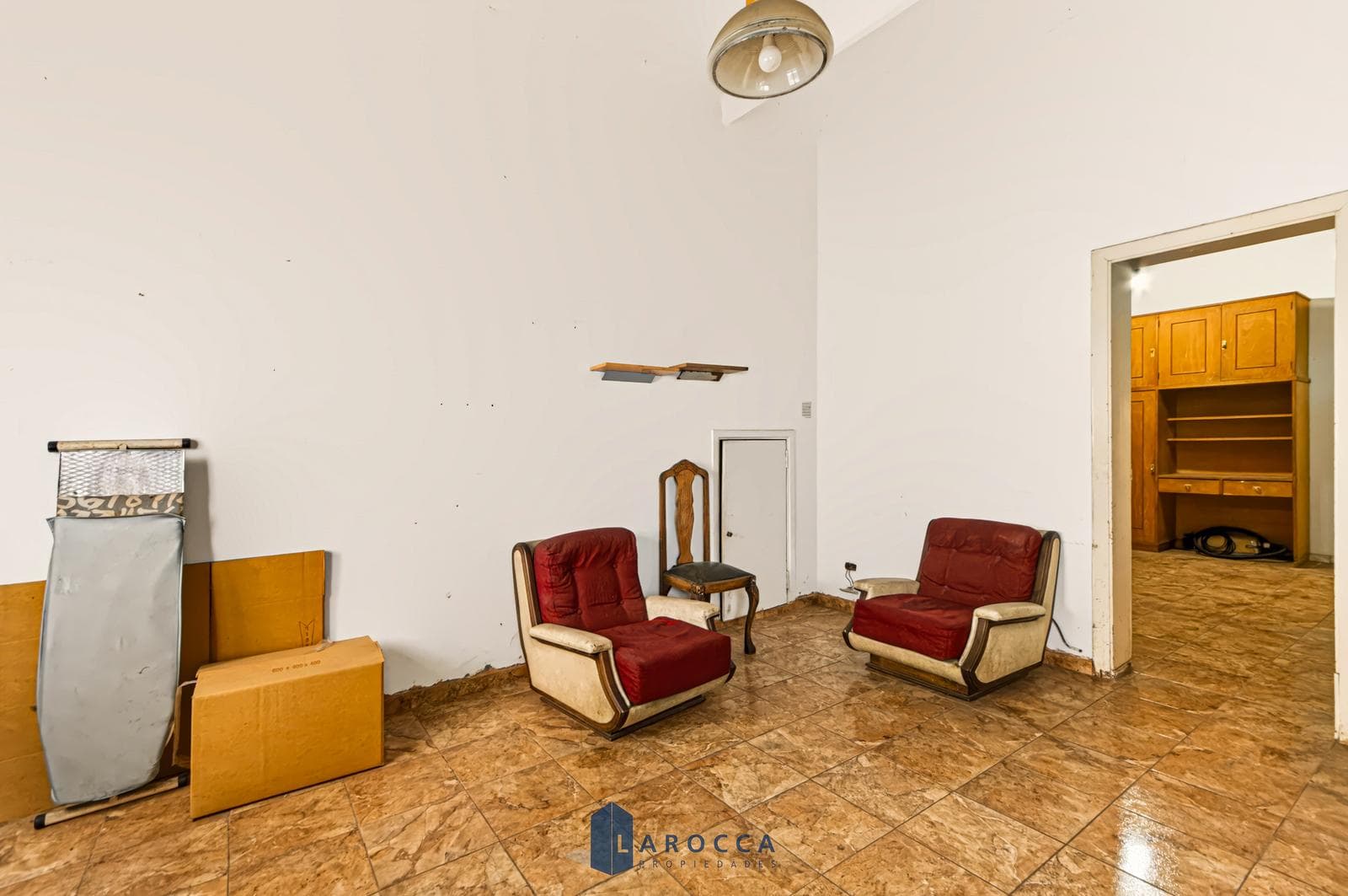 PH IN PB - FOR SALE - PALERMO - 2 ROOMS - STREET-FACING - IN NEED OF RENOVATION - YARD
