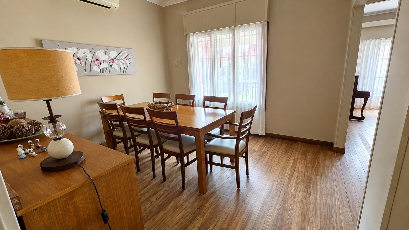 Sturdy 3-room House with Office and Garden for Sale. Olivos