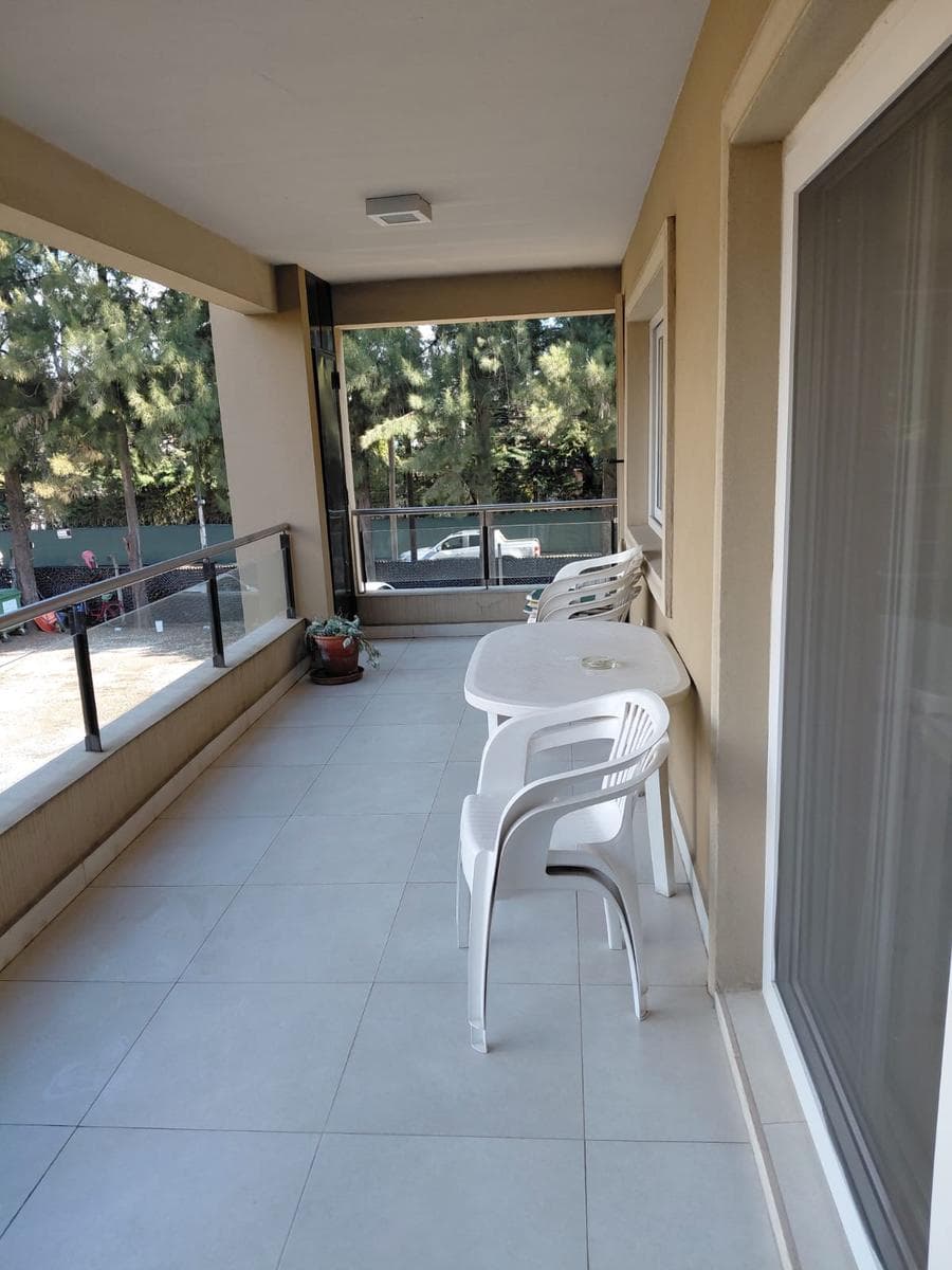 Alquiler - Dto 3 ambientes - Liquidambar - Av. Caamaño - LNI 980