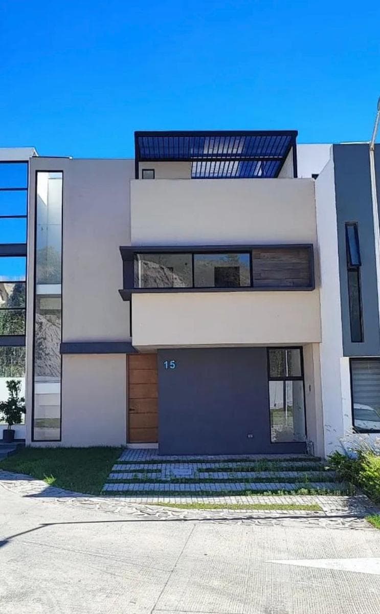 House in the Valle Imperial Subdivision