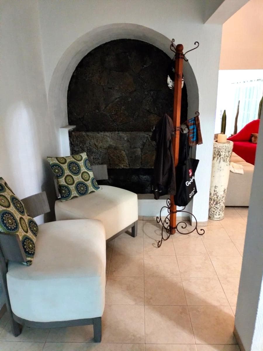 House for Sale or Rent in Lomas de Cocoyoc