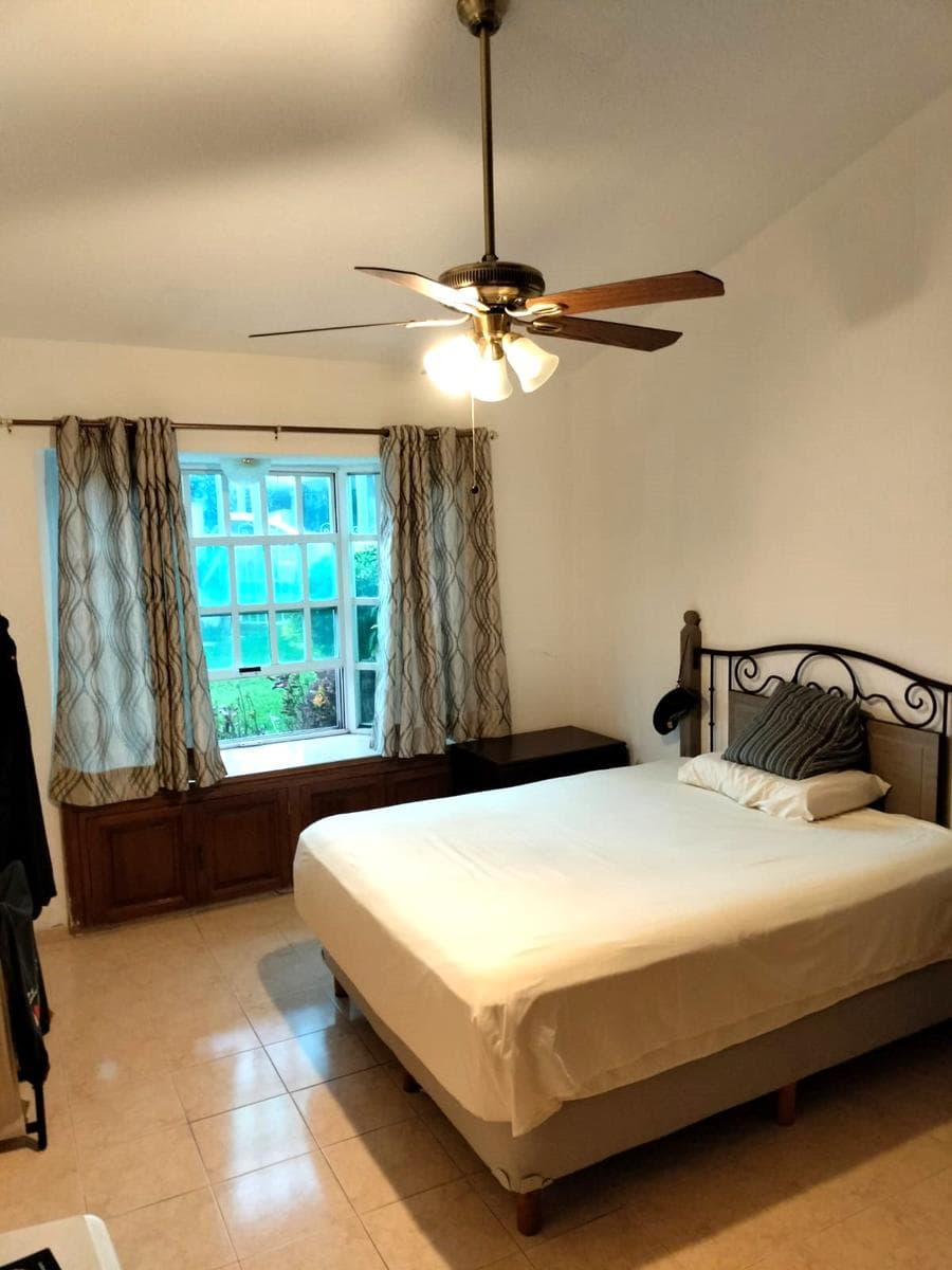 House for Sale or Rent in Lomas de Cocoyoc