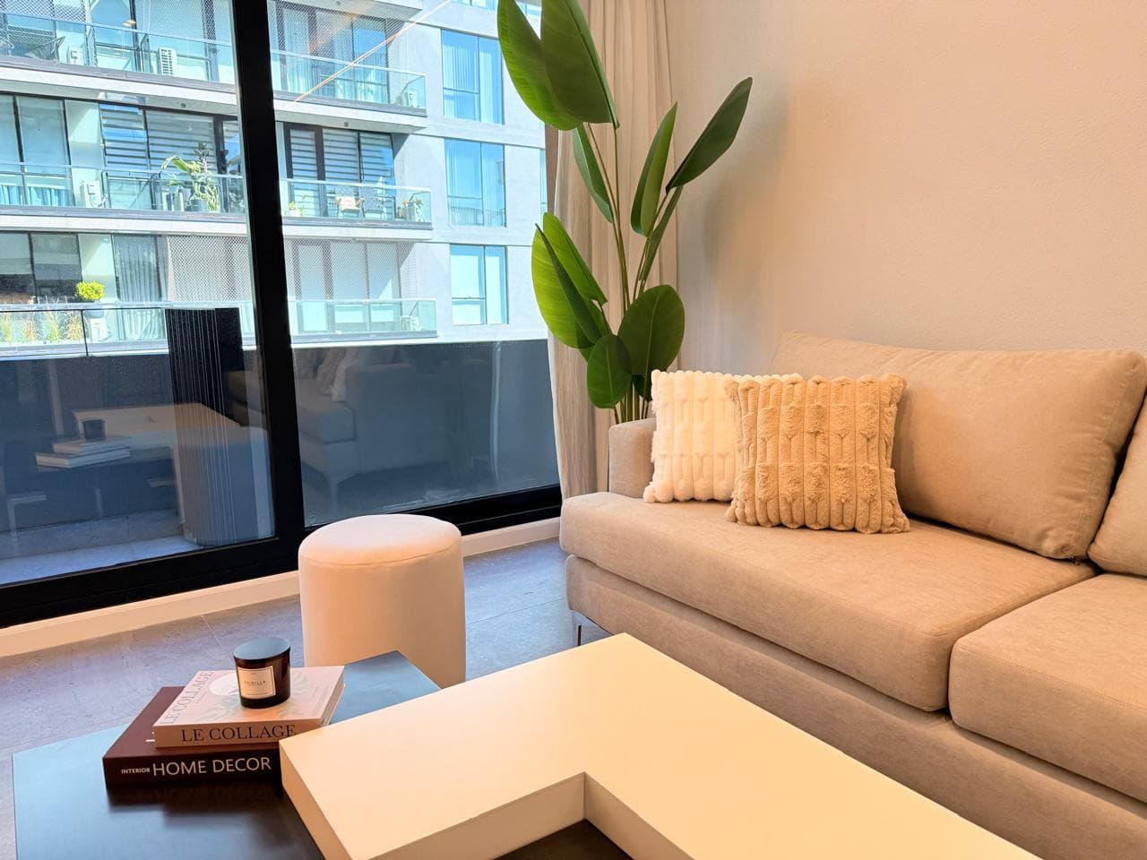 2-Bedroom Apartment for Rent with Parking Space in Lumiere Puerto Madero