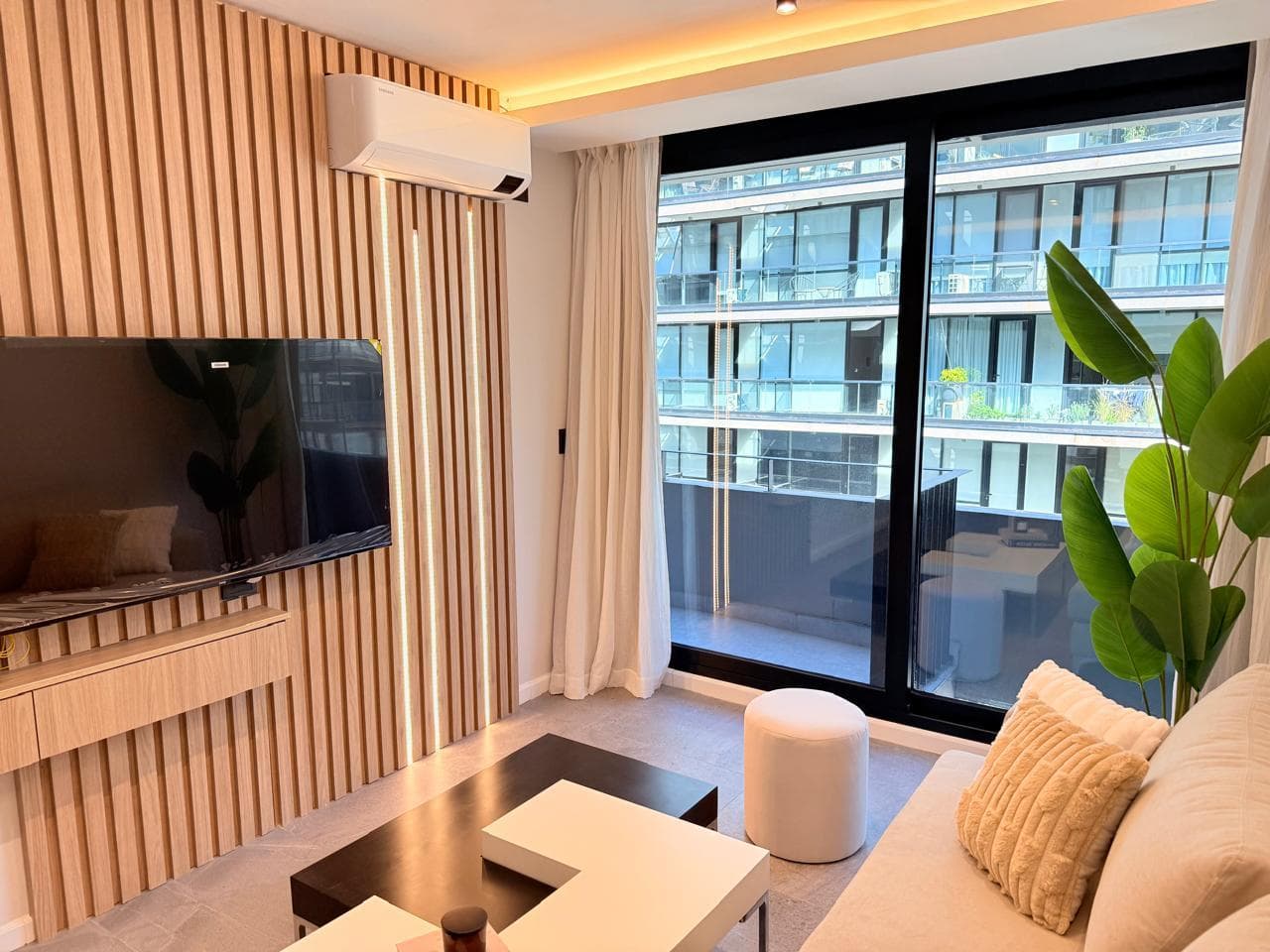 2-Bedroom Apartment for Rent with Parking Space in Lumiere Puerto Madero