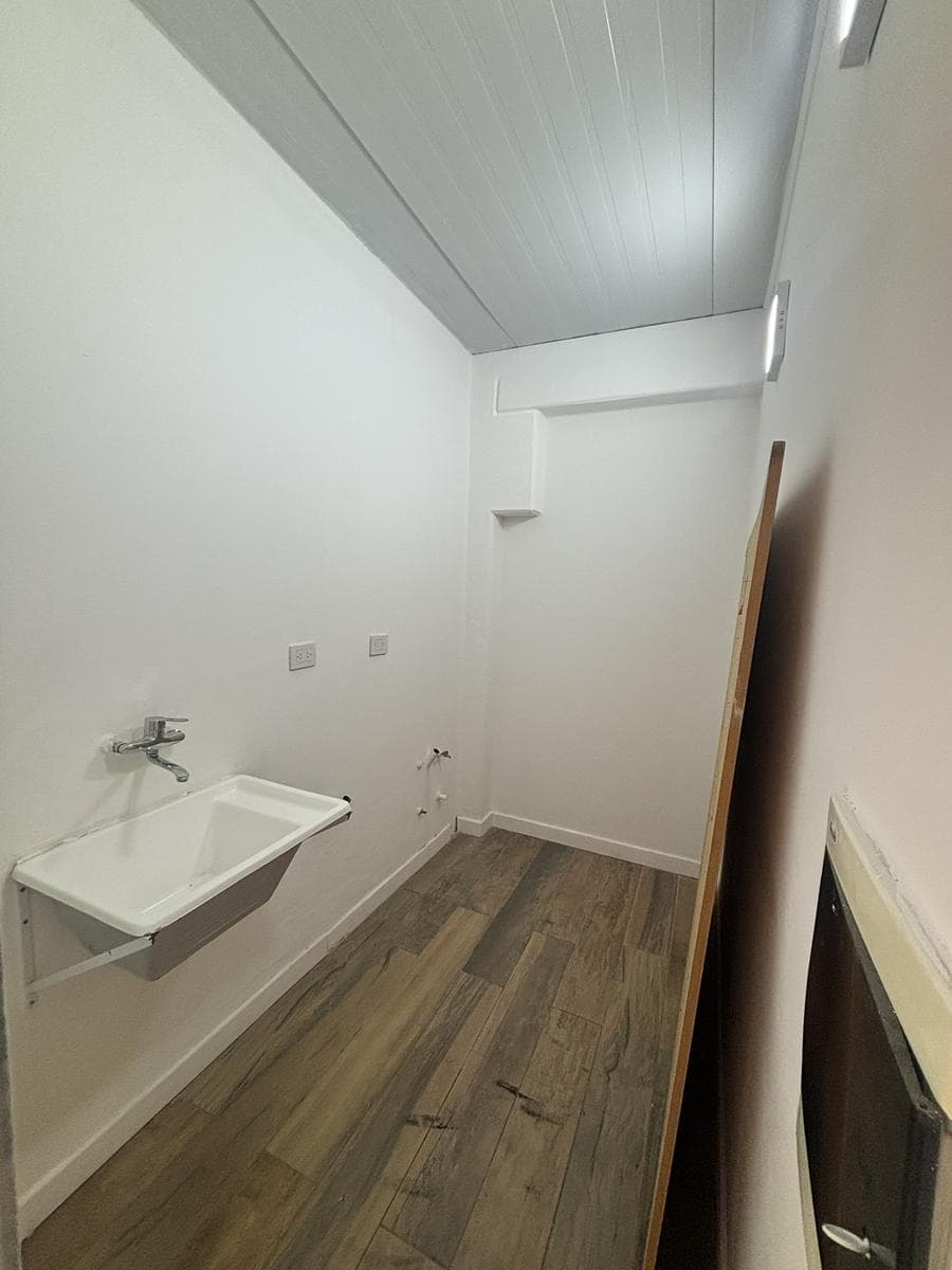 3-BEDROOM HOUSE FOR RENT - JIREH DORF NEIGHBORHOOD