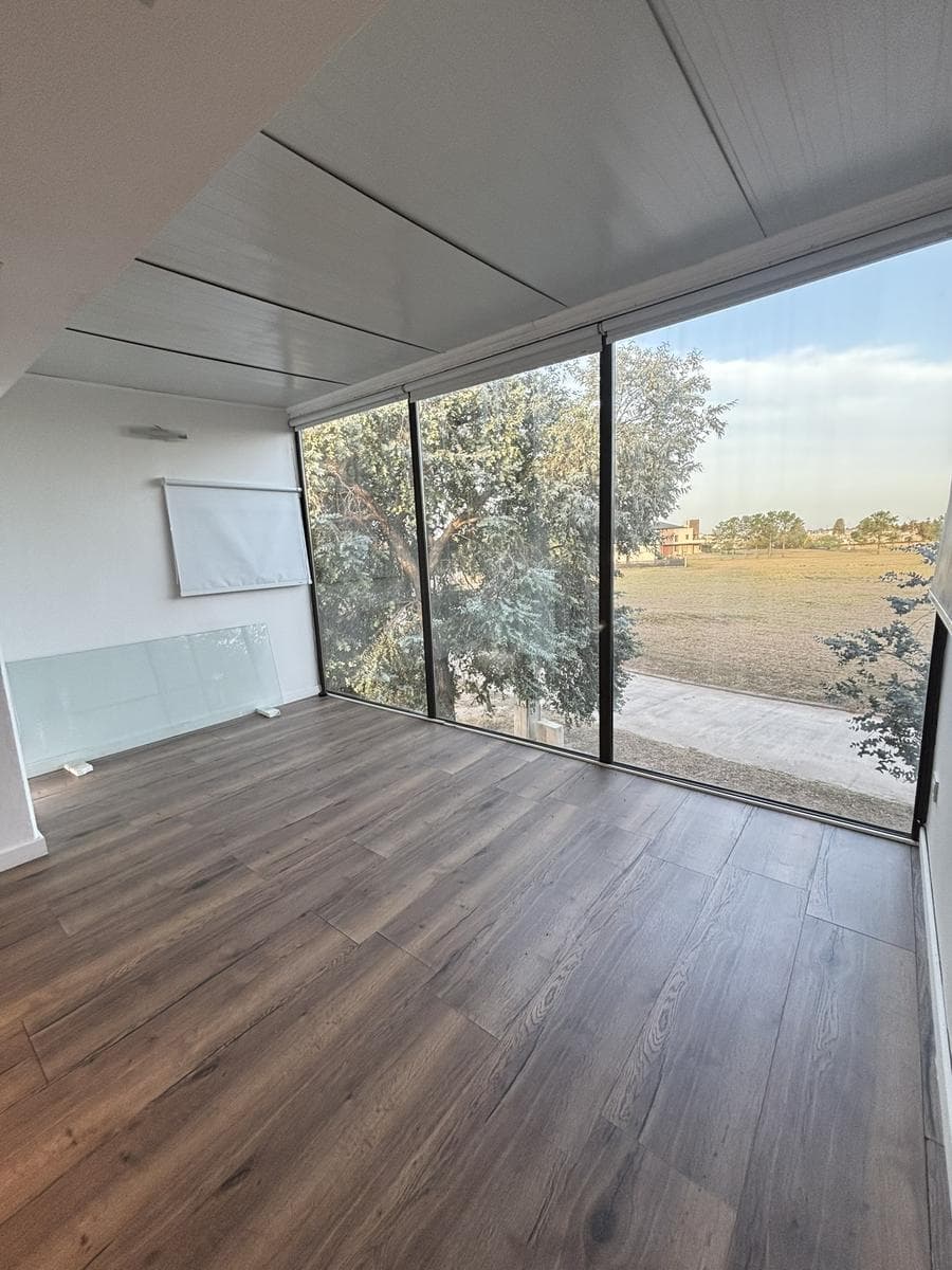 3-BEDROOM HOUSE FOR RENT - JIREH DORF NEIGHBORHOOD