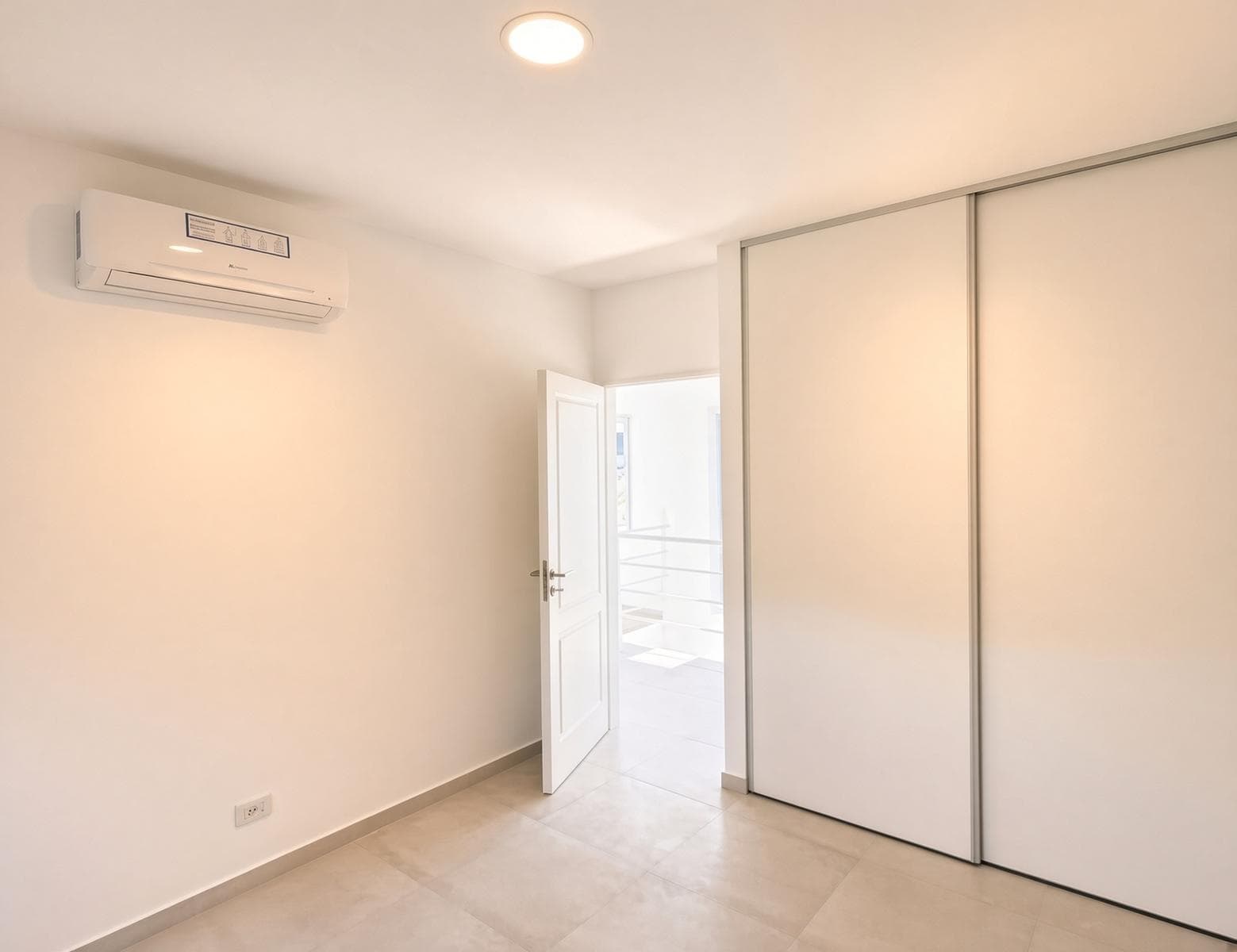 House for Sale in Puertos del Lago – Acacias Neighborhood | 3 Bedrooms | Pool
