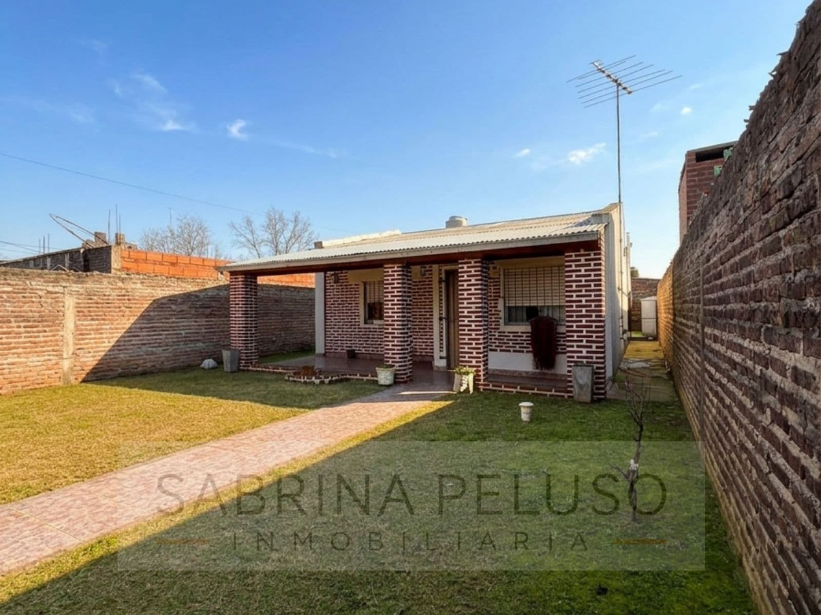 House with an apartment for sale in General Rodriguez