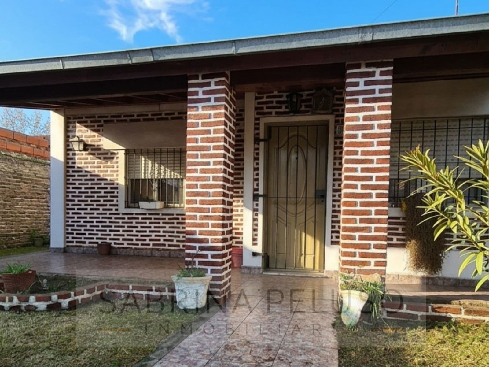 House with an apartment for sale in General Rodriguez