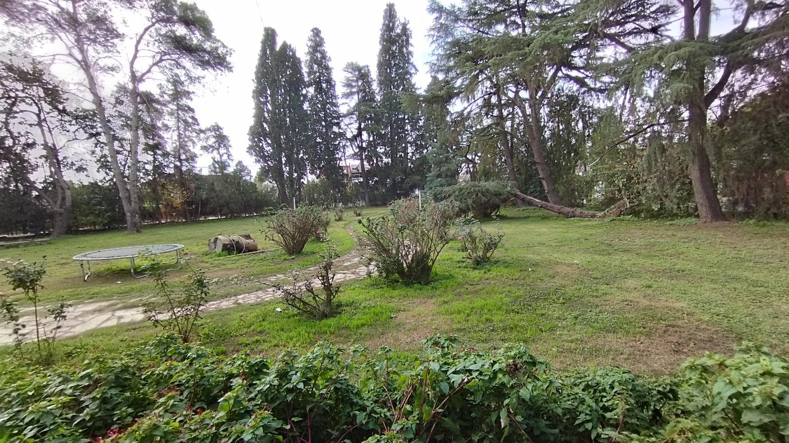1,590-square-meter Lot in Sivori and Primera Junta, San Miguel