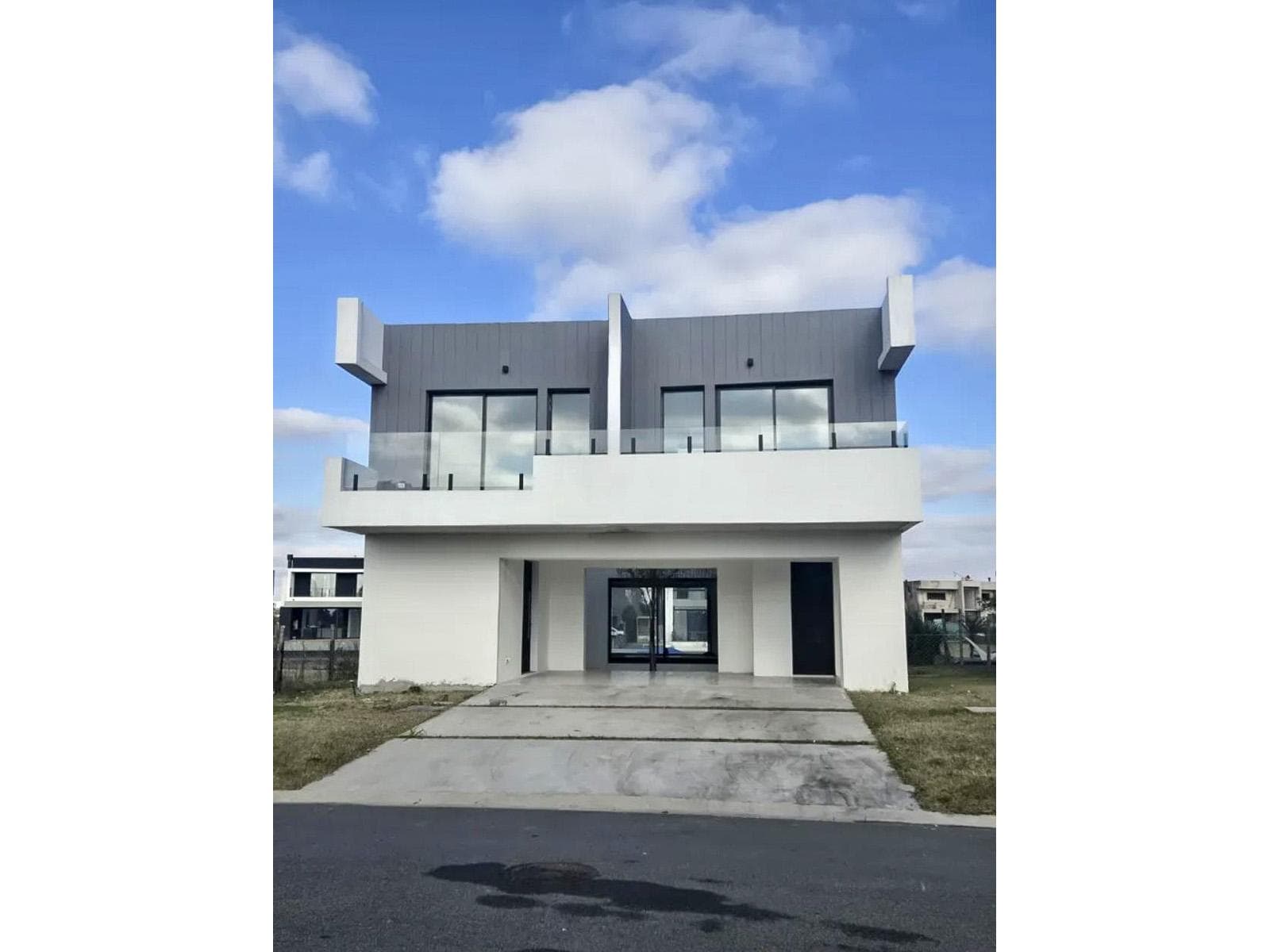 House for Sale: 6 Rooms, Riverfront, with Private Dock, El Canal Neighborhood, Villanueva, Tigre