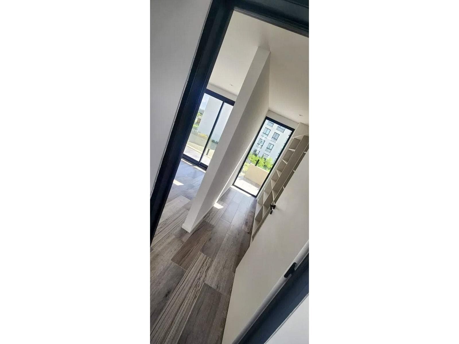 House for Sale: 6 Rooms, Riverfront, with Private Dock, El Canal Neighborhood, Villanueva, Tigre