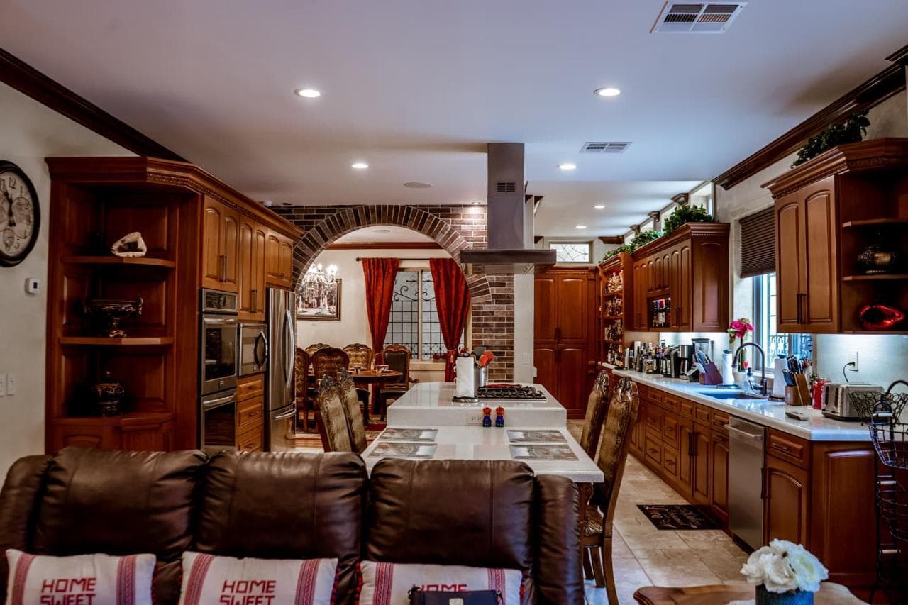 Home for Sale in Costa Coronado