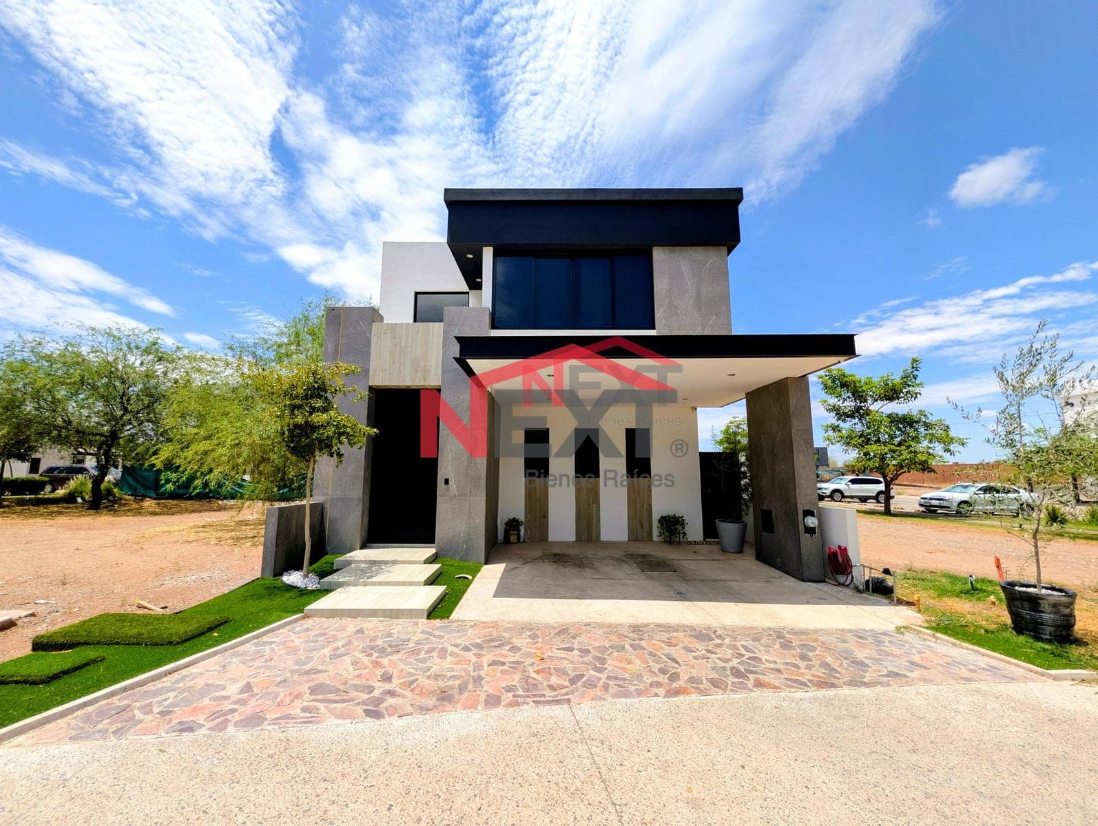 HOUSE FOR RENT IN ALTOZANO RESIDENCIAL