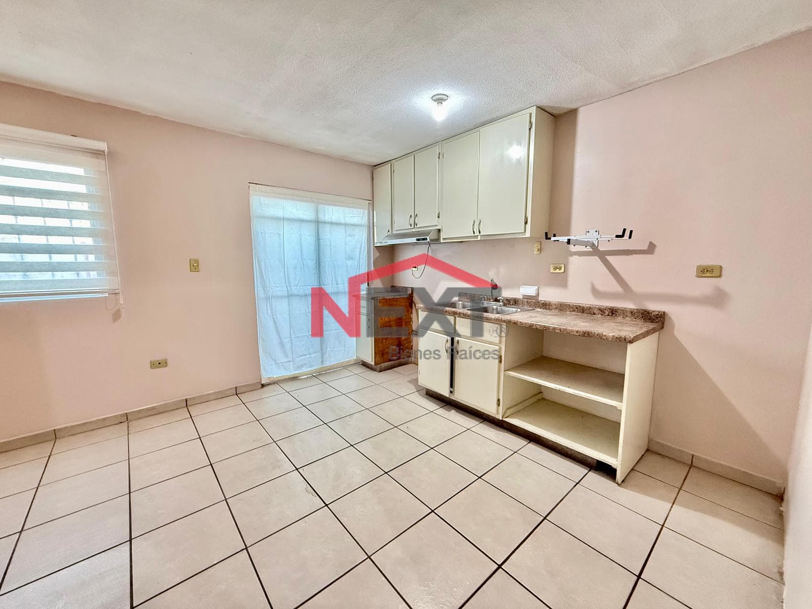 HOUSE FOR RENT IN CASA BONITA RESIDENCIAL