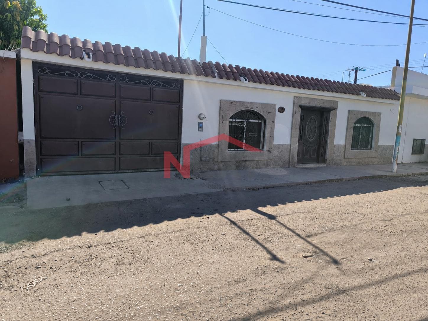 HOUSE FOR SALE – COLONIA CONSTITUCIÓN