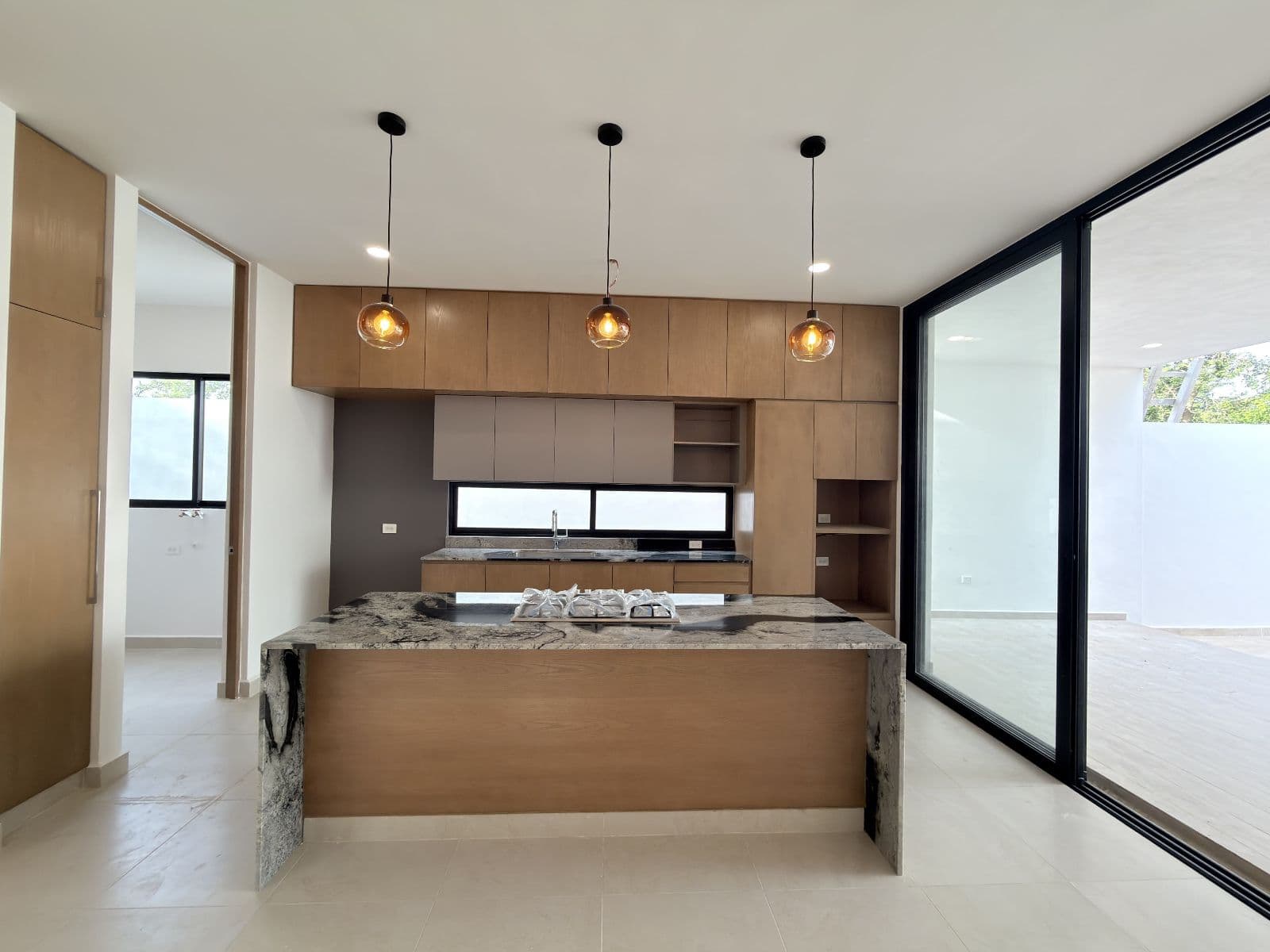 House - Parque Natura Subdivision