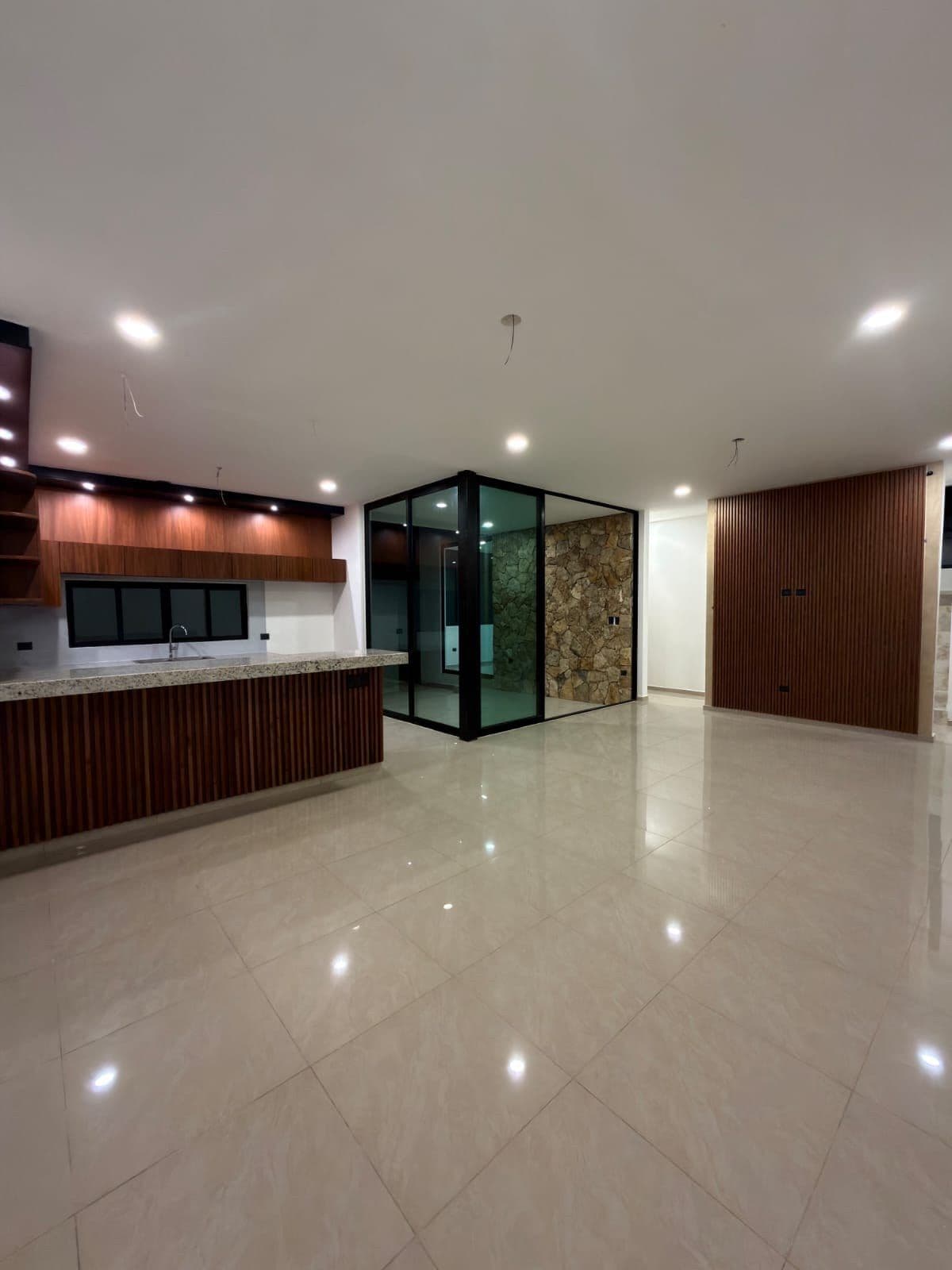 House - Parque Natura Subdivision