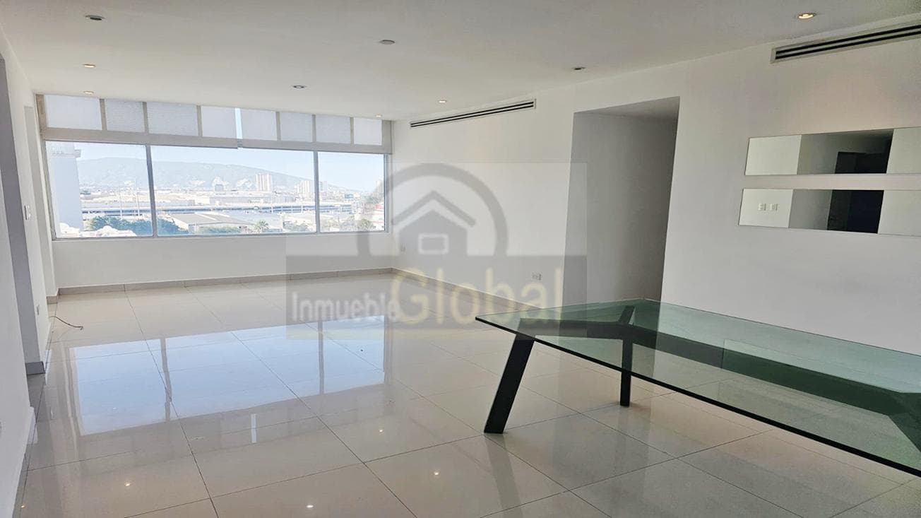 OPPORTUNITY: SPACIOUS 3-BEDROOM APARTMENT FOR RENT, 3 MINUTES FROM VALLE, MONTERREY, NUEVO LEÓN