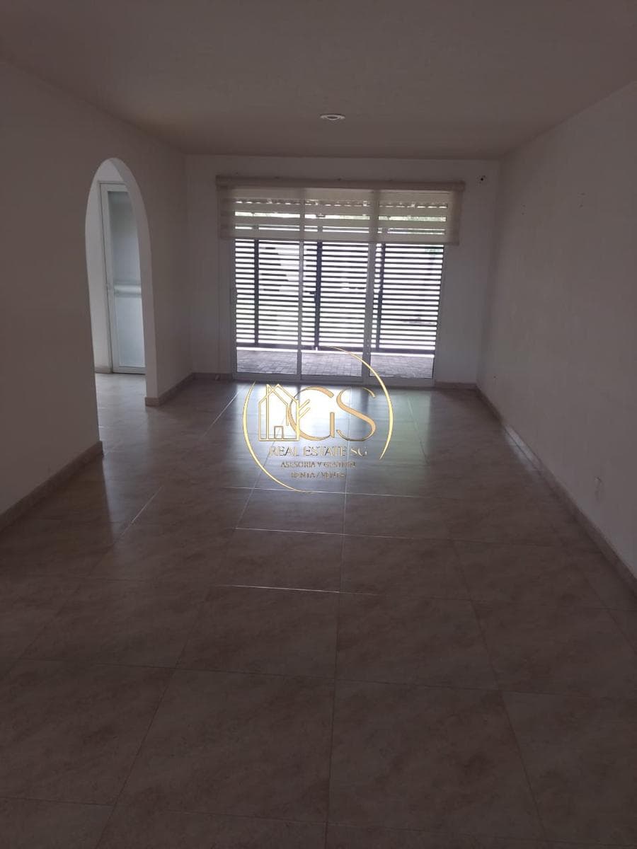HOUSE FOR SALE IN KIIN RESIDENCIAL CELAYA