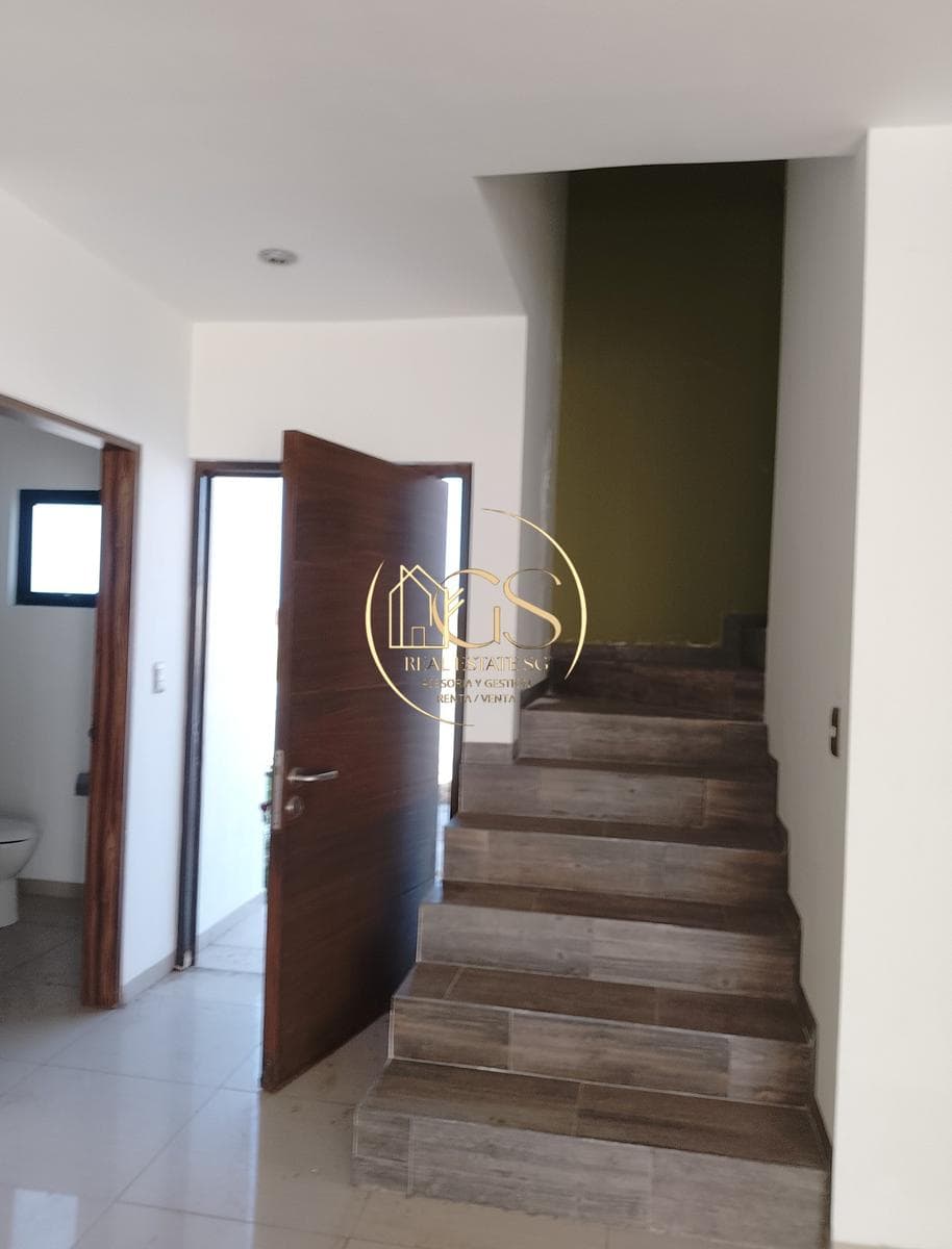 NEW HOUSE FOR SALE IN TERRAZA, CELAYA