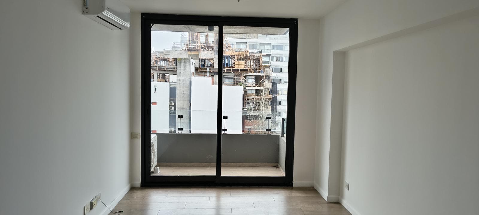 Brand new!!! Can be divided into separate units - Excellent finishes - Security and amenities!