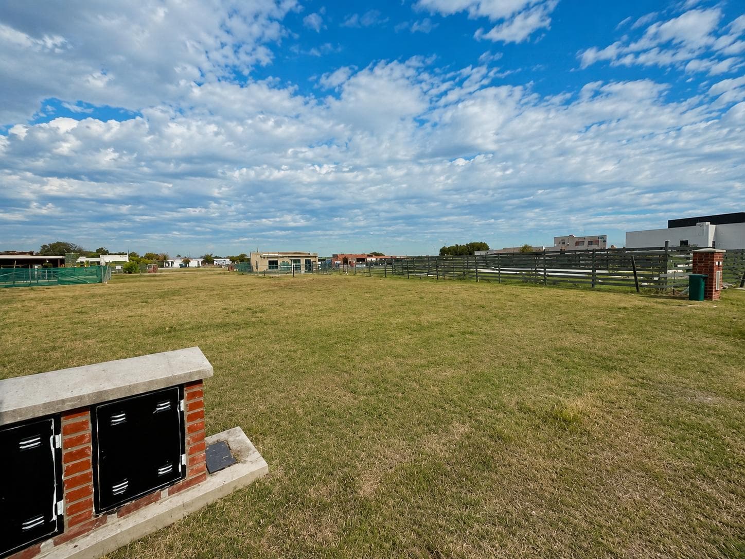 For Sale: 605-square-meter lot in the San Sebastian neighborhood of Pilar