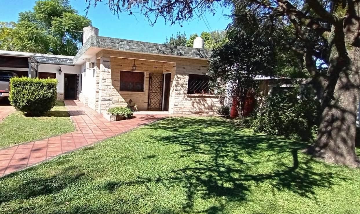 4-room house for sale in downtown Derqui, Pilar; eligible for a mortgage
