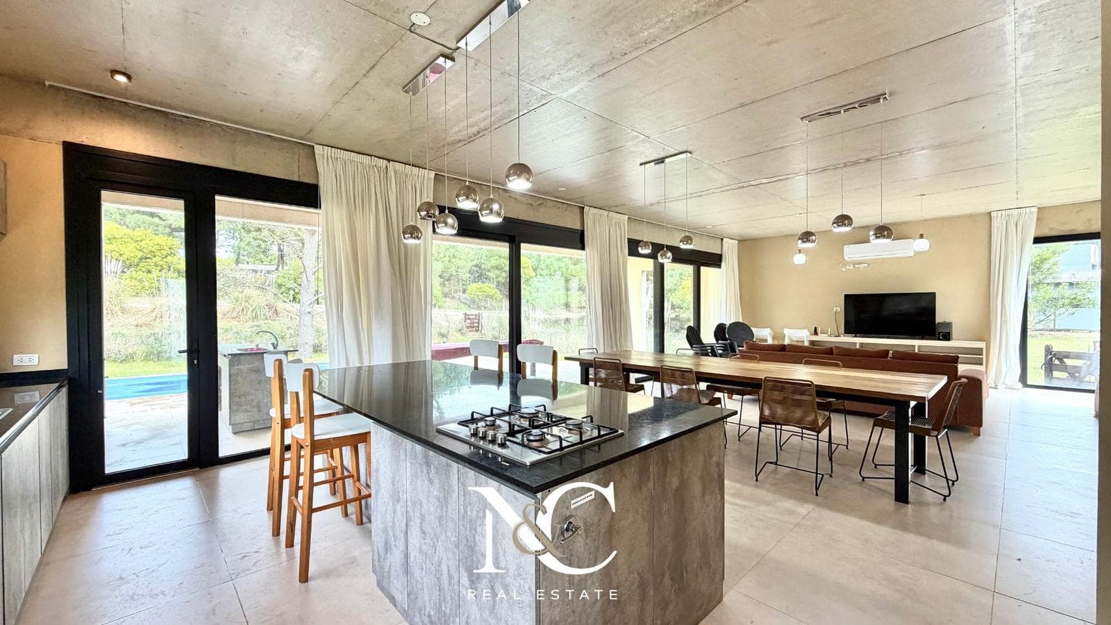 House for Sale in Costa Esmeralda with Natural Gas
