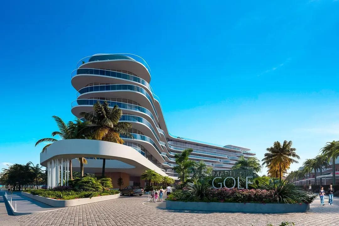 Apartment in Marítima Golf – luxury, golf course views, and an exclusive lifestyle