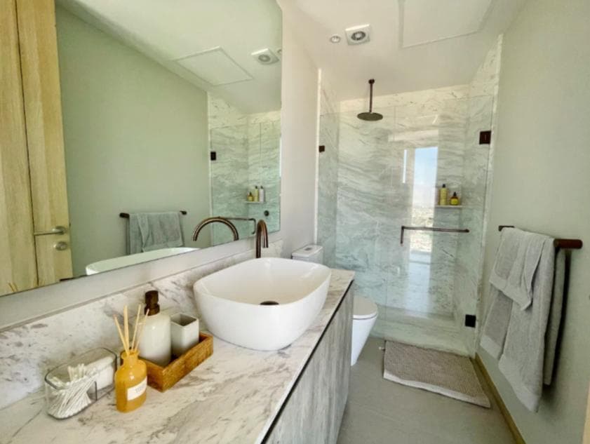 Live in luxury and comfort in Ladrón de Guevara | Apartment with a terrace and panoramic views