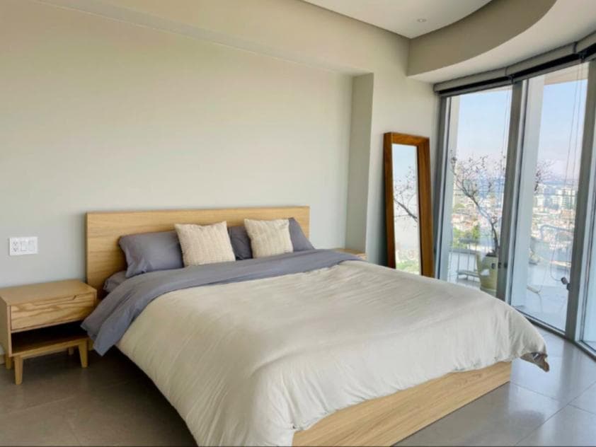 Live in luxury and comfort in Ladrón de Guevara | Apartment with a terrace and panoramic views