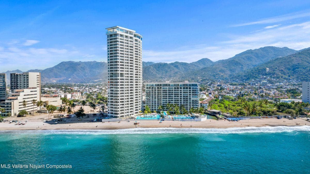 Beachfront Apartments at Harbor 171 | Puerto Vallarta | Starting at $6 MDP