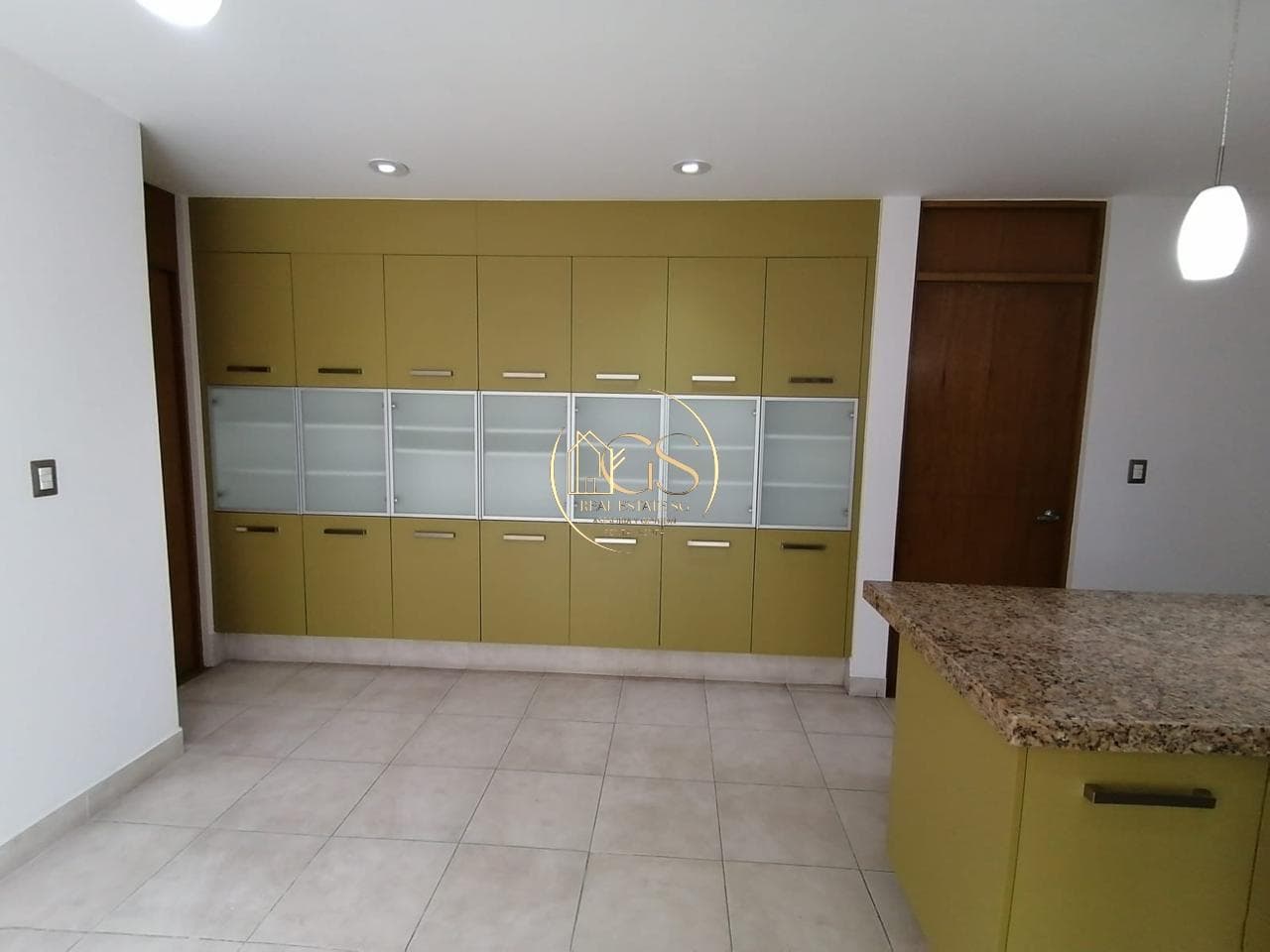 HOUSE FOR SALE IN SAN LORENZO, CELAYA RESIDENTIAL AREA