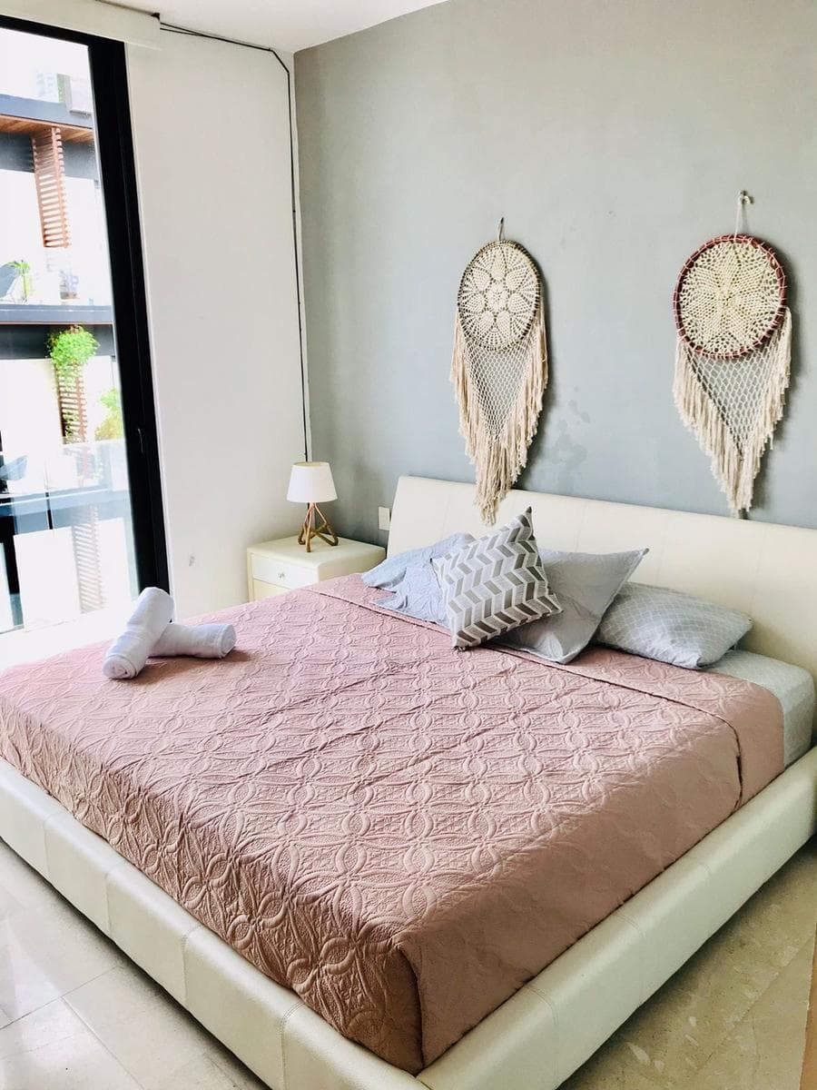 Apartment near 5th Avenue