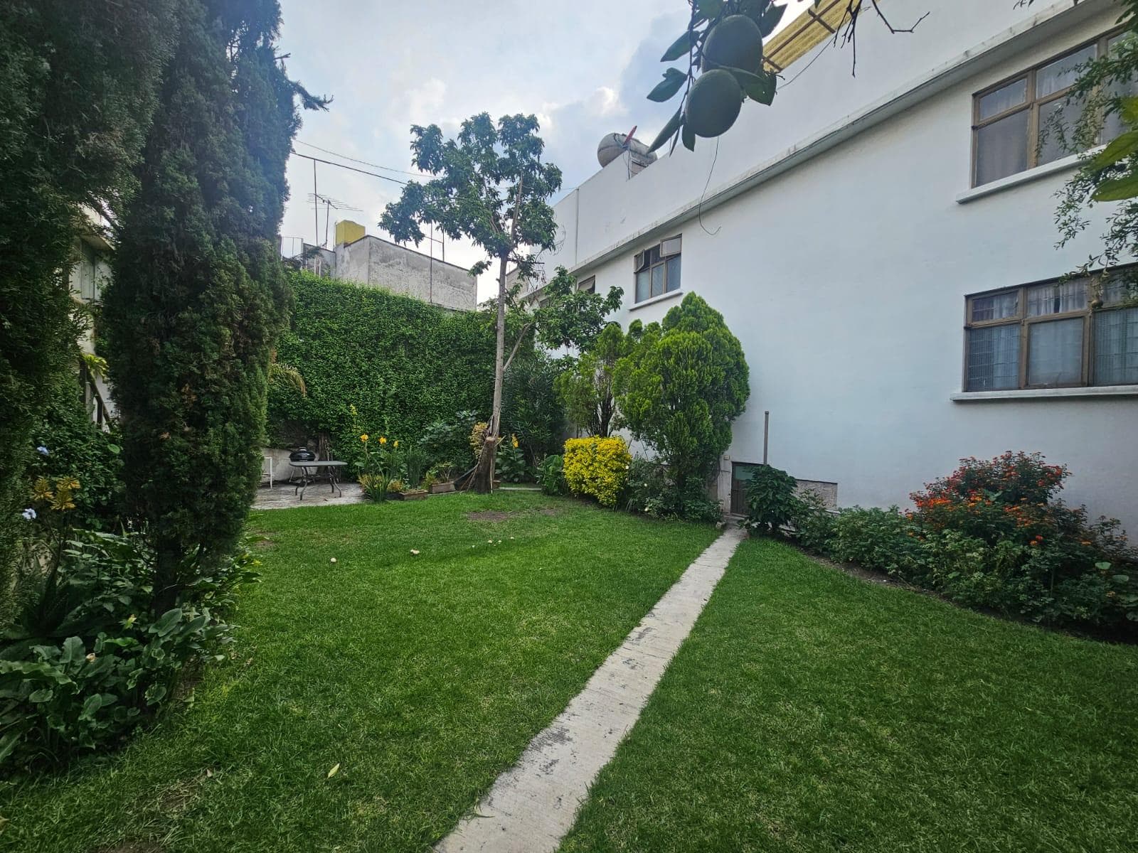Land for sale in San Lucas Tepetlacalco with mixed-use zoning
