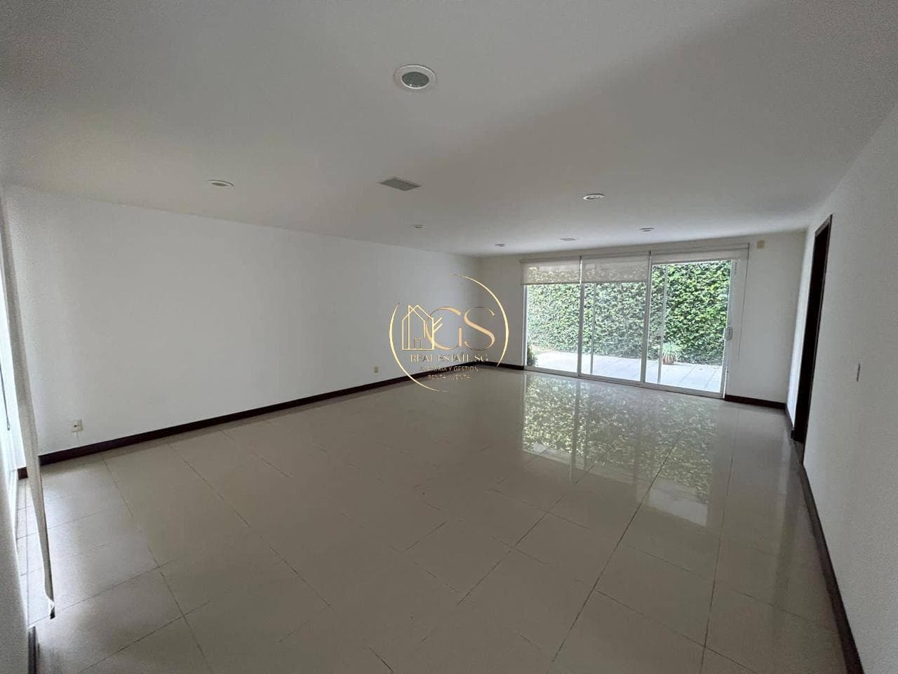 HOUSE FOR SALE IN PALMA REAL, CELAYA