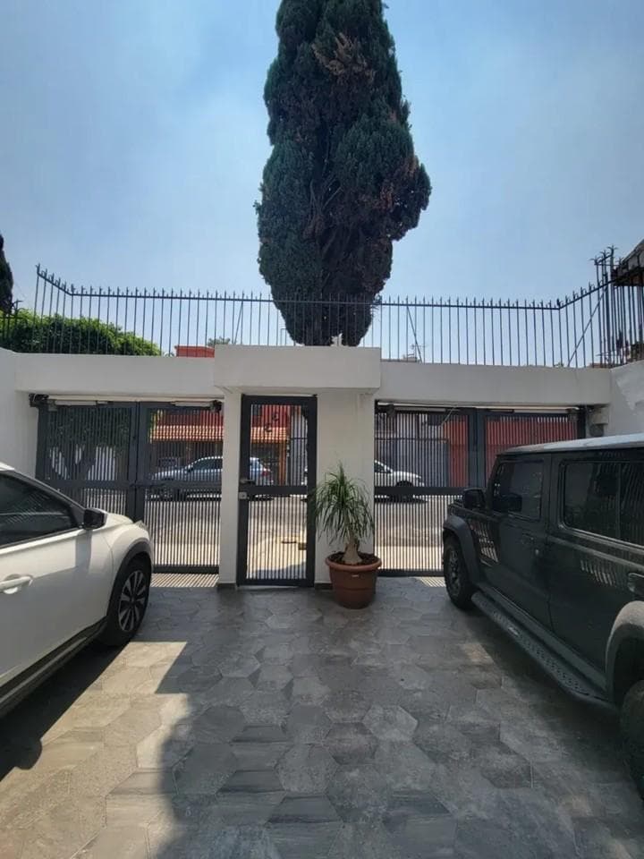 House for Sale with an Excellent Floor Plan in Cafetales