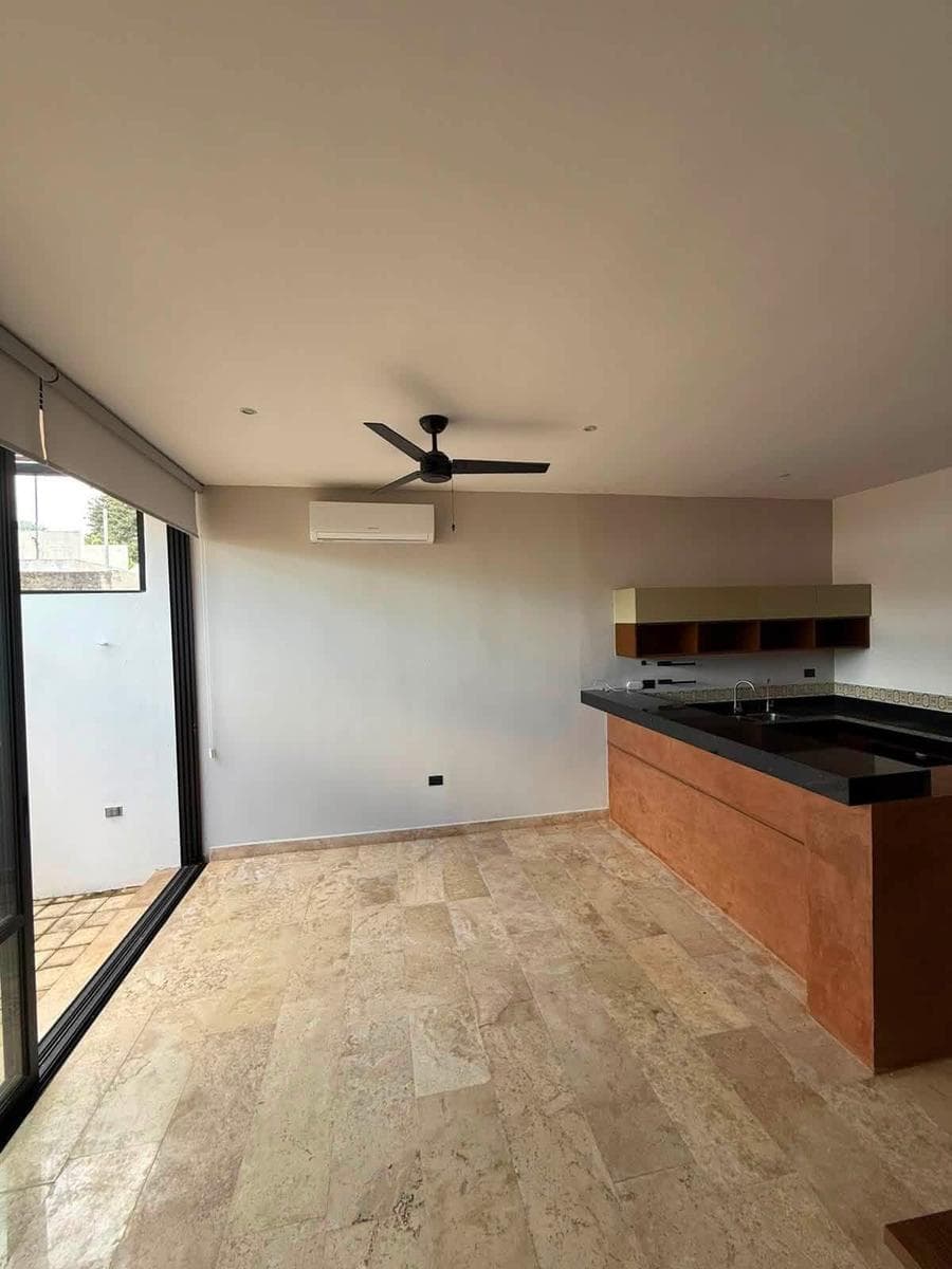 Townhouse for Sale and Rent in Temozon