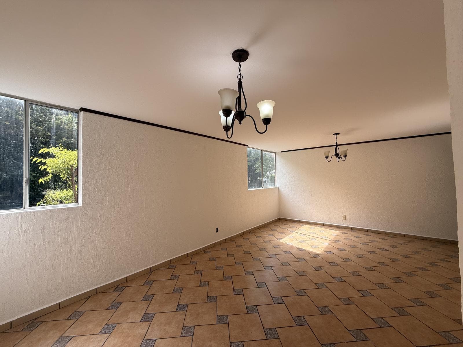 APARTMENT IN A GREAT LOCATION - LOMAS DE ATIZAPÁN