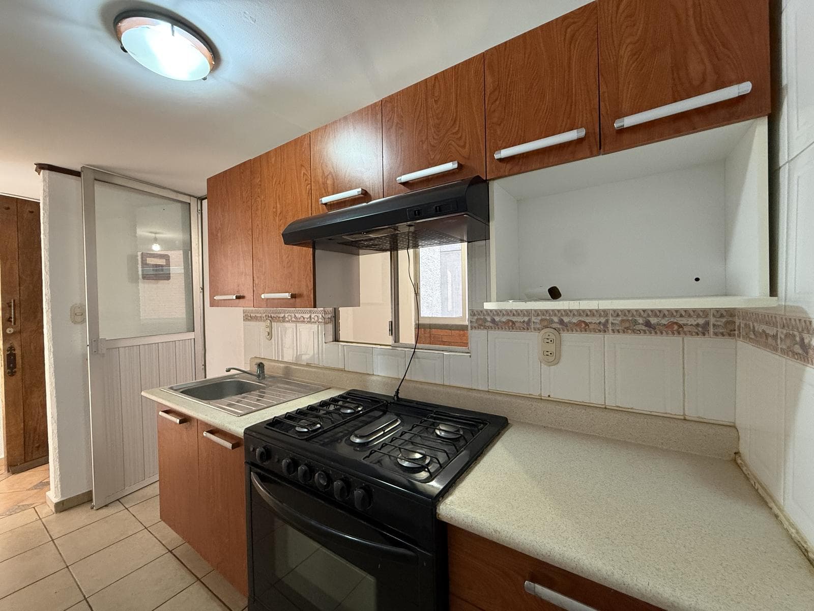 APARTMENT IN A GREAT LOCATION - LOMAS DE ATIZAPÁN