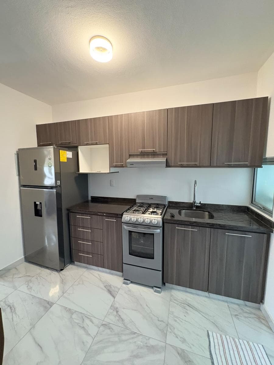 Apartment in the Costa de Oro Subdivision