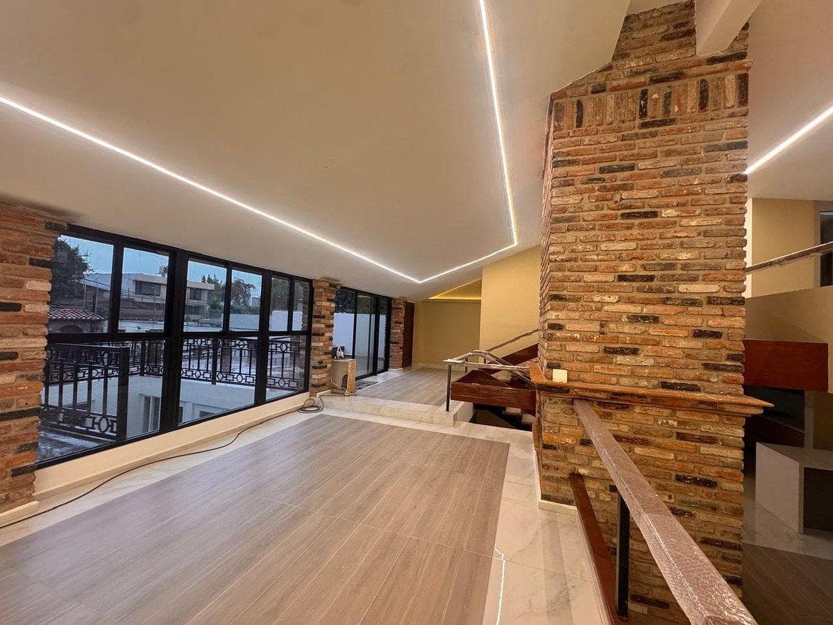 House for Sale in Las Arboledas