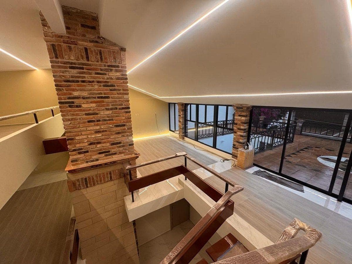 House for Sale in Las Arboledas