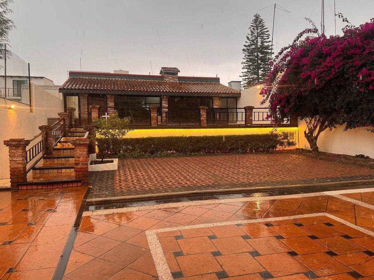 House for Sale in Las Arboledas