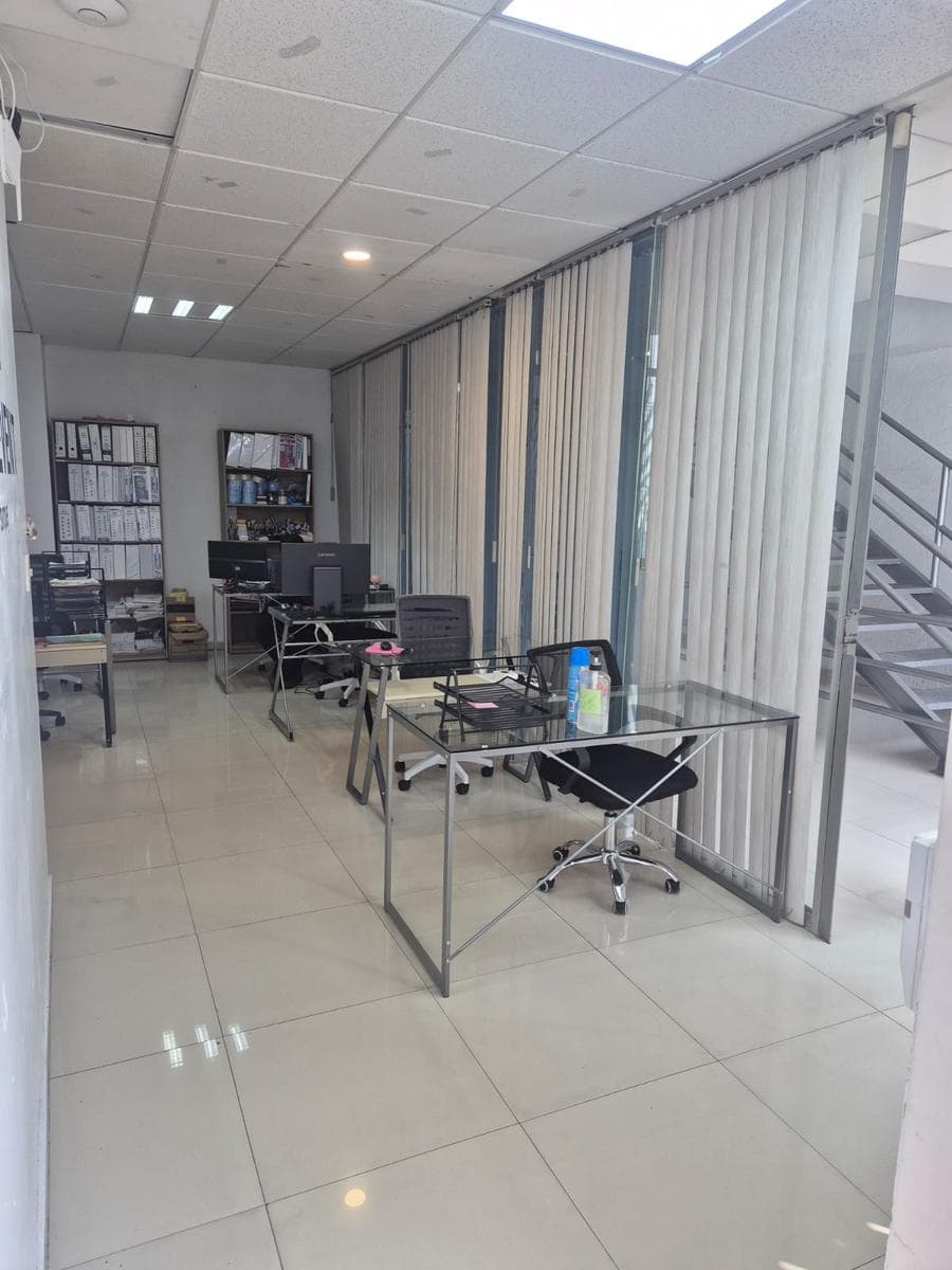Office for Rent, 2nd Floor