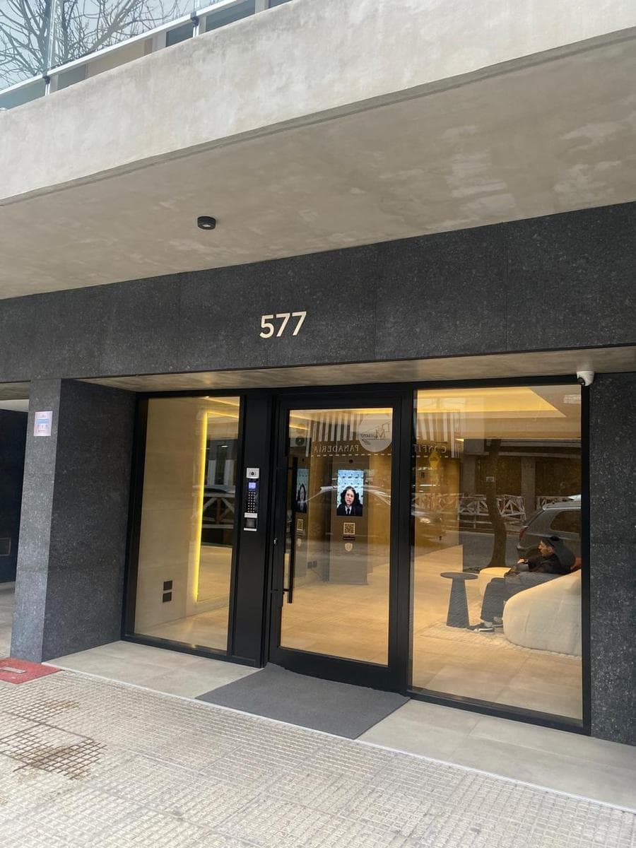 2-room duplex for rent—amenities—bright—Caballito