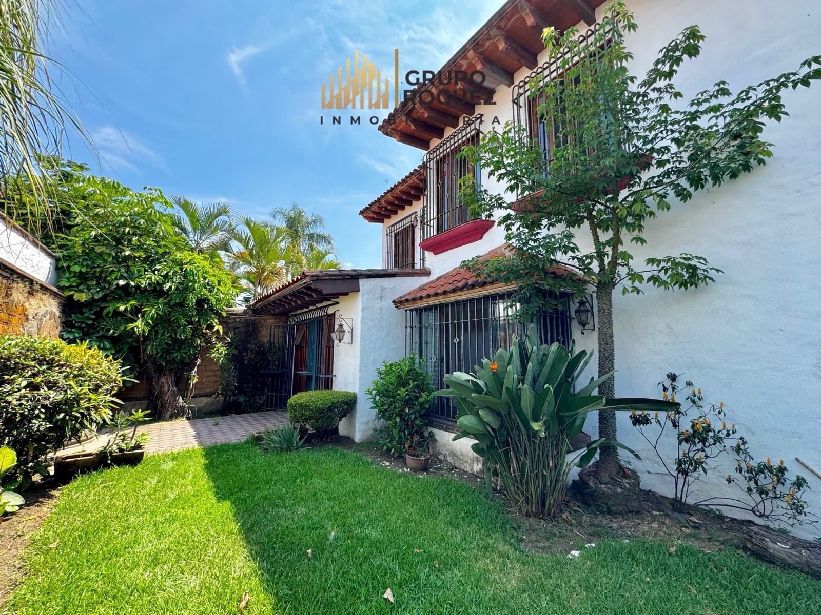 House - Vista Hermosa