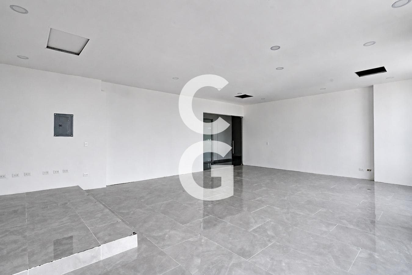 Office for Sale in Cancún at Corporativo Kun with Excellent Amenities