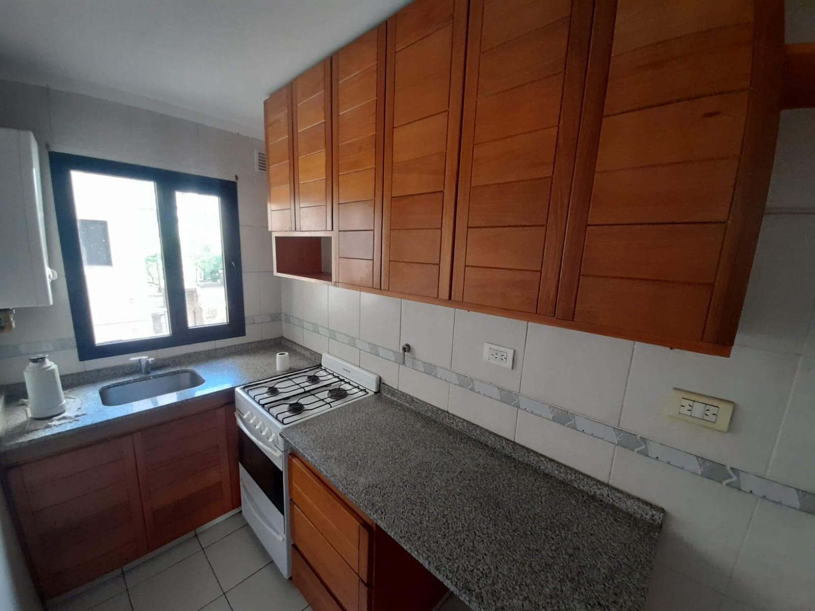 1-BEDROOM APARTMENT FOR RENT - NUEVA CORDOBA